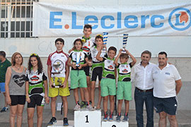 El club ciclista almagreño desempeña un buen papel en el XII Trofeo E´leclerc