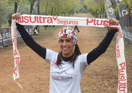 Gemma Arenas rompe la cinta en el I Zenagas Trail
