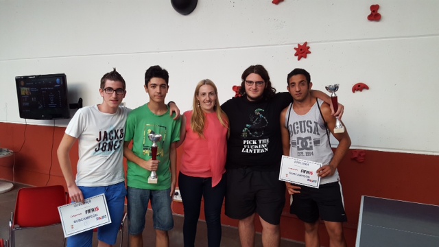 Alejandro Justicia y David Carneros ganan el primer torneo Fifa 2015