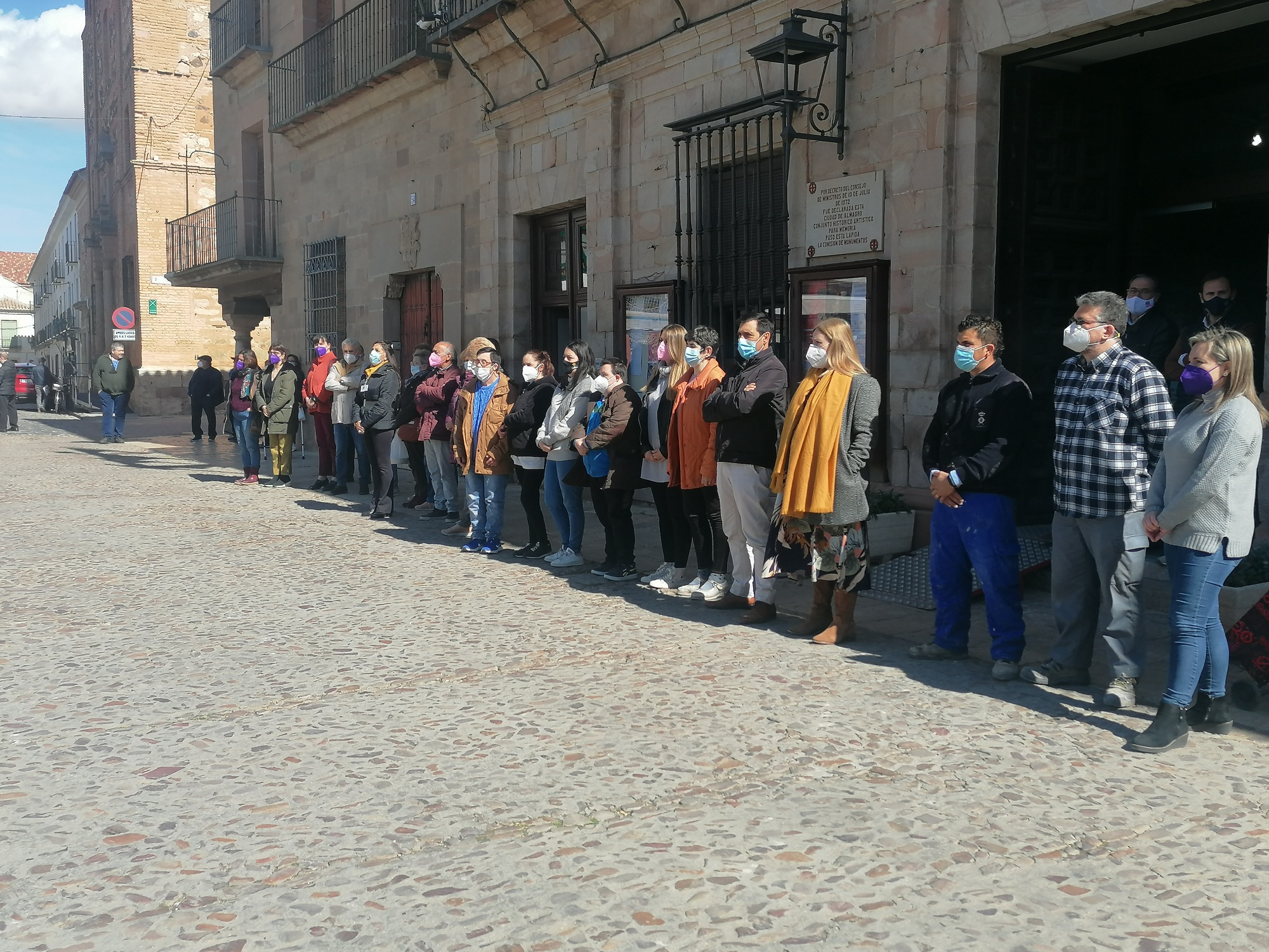 Cinco minutos de silencio, como apoyo a Ucrania