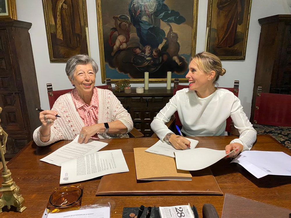 El Museo Nacional del Teatro recibe el archivo documental de la Congregación de Nuestra Señora de la Novena