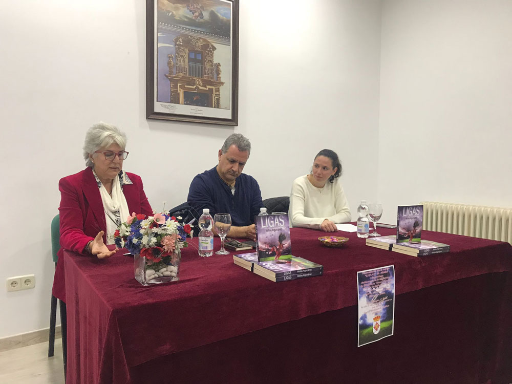 Matías Argumánez presentó su quinta novela, Ligas, en la Biblioteca Municipal
