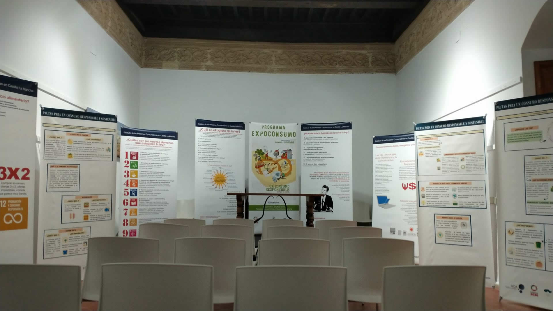 La Universidad Popular acoge la exposición “Pautas para un consumo responsable y sostenible”