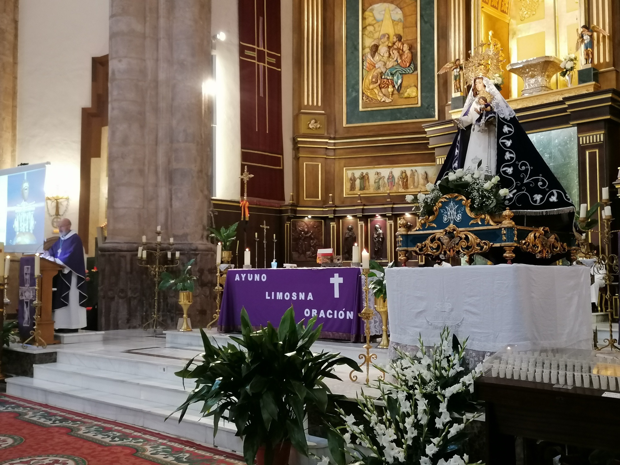 La Patrona regresa a su ermita al finalizar el día de hoy