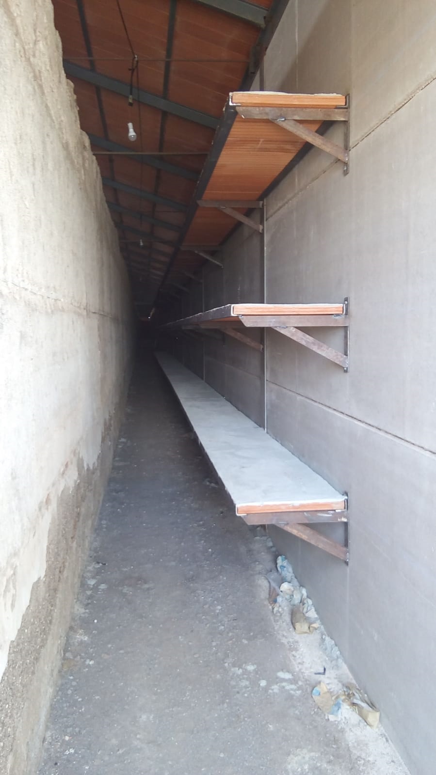 El Ayuntamiento construye un nuevo osario en el cementerio