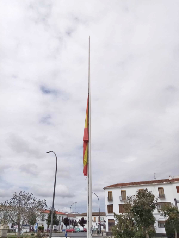 El Ayuntamiento declara luto oficial