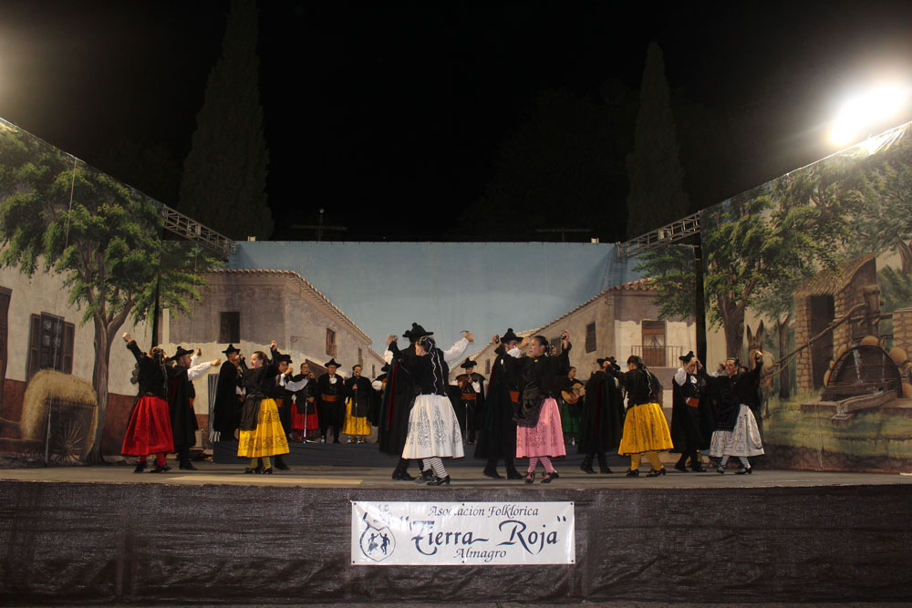 Almagro se inundó de Folklore el pasado sábado