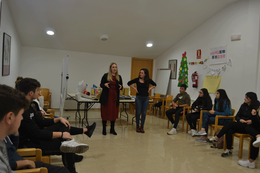 Una veintena de jóvenes inicia el curso de monitor de actividades juveniles