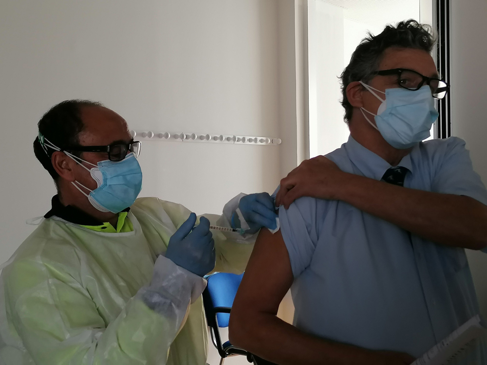 Los sanitarios del Centro de Salud de Almagro ya han sido vacunados con la primera dosis de la vacuna de la COVID-19