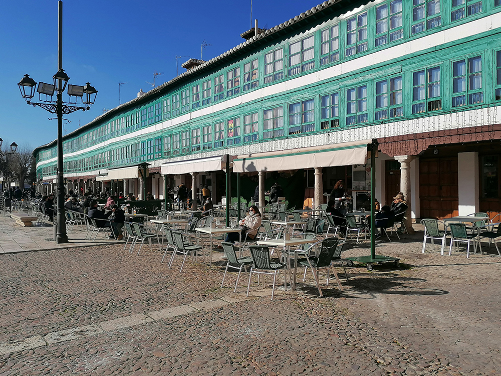 Castilla-La Mancha pasa a nivel 2 este domingo, pero con toque de queda a las 22 horas