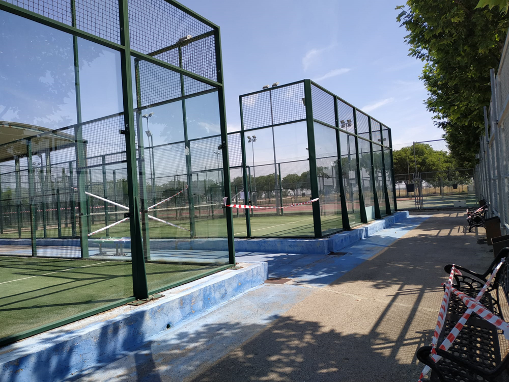 Las pistas de tenis y pádel abren mañana y tarde desde hoy
