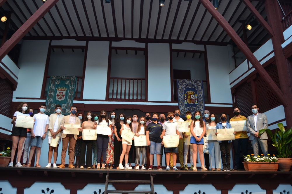 Almagro reconoce a sus mejores alumnos del atípico curso escolar