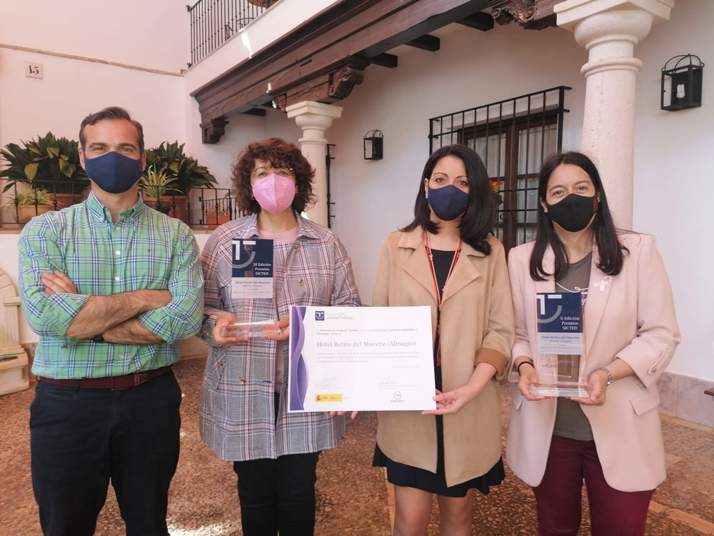 El hotel Retiro del Maestre vuelve a ser reconocido por su calidad