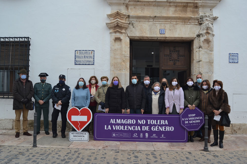 Almagro incide en la sensibilización y la prevención de la violencia de género en la juventud