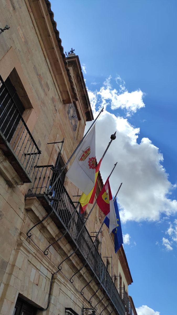 El Ayuntamiento ha decretado dos días de luto oficial en señal de luto por el ex alcalde Antonio García Rivero