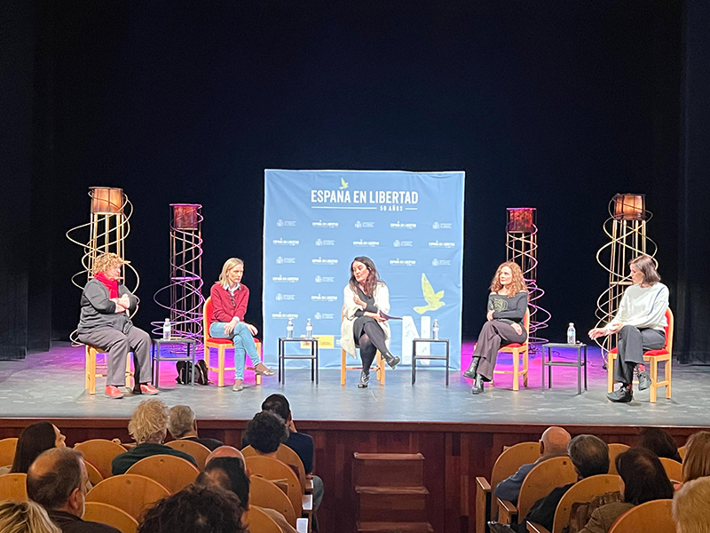 La democracia en femenino: lucha y trabajo que construyeron nuestro presente